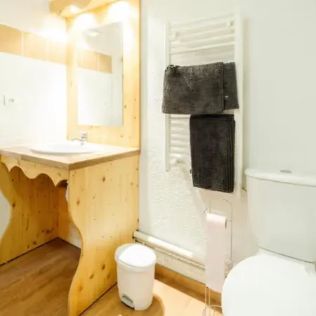 Apartment 2101 Orelle