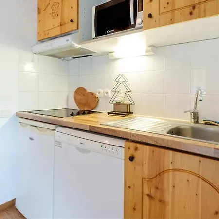 2101 Apartment *